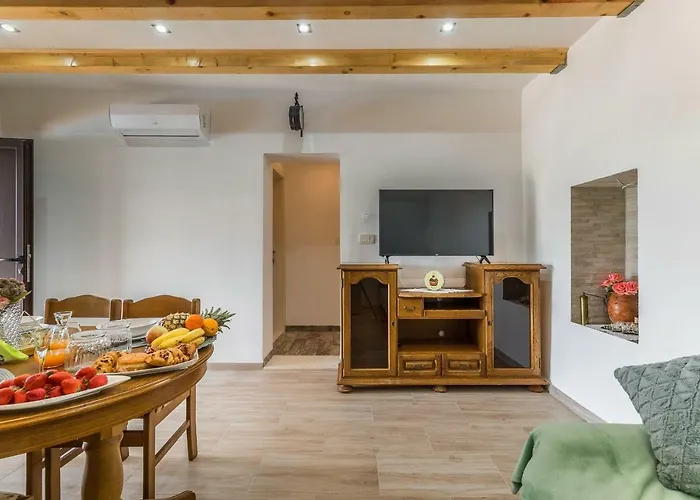 Villa Didovina *